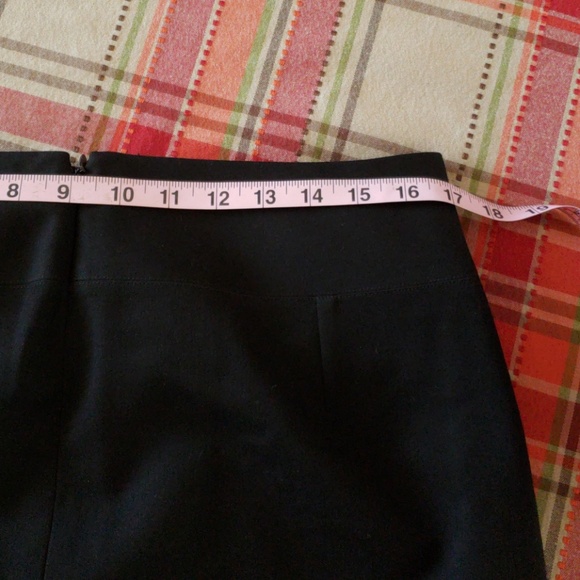 Rafaella size 10 skirt. Fully lined. - Picture 6 of 8